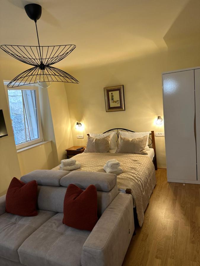 Ferienwohnung Casa 300 Piran Exterior foto